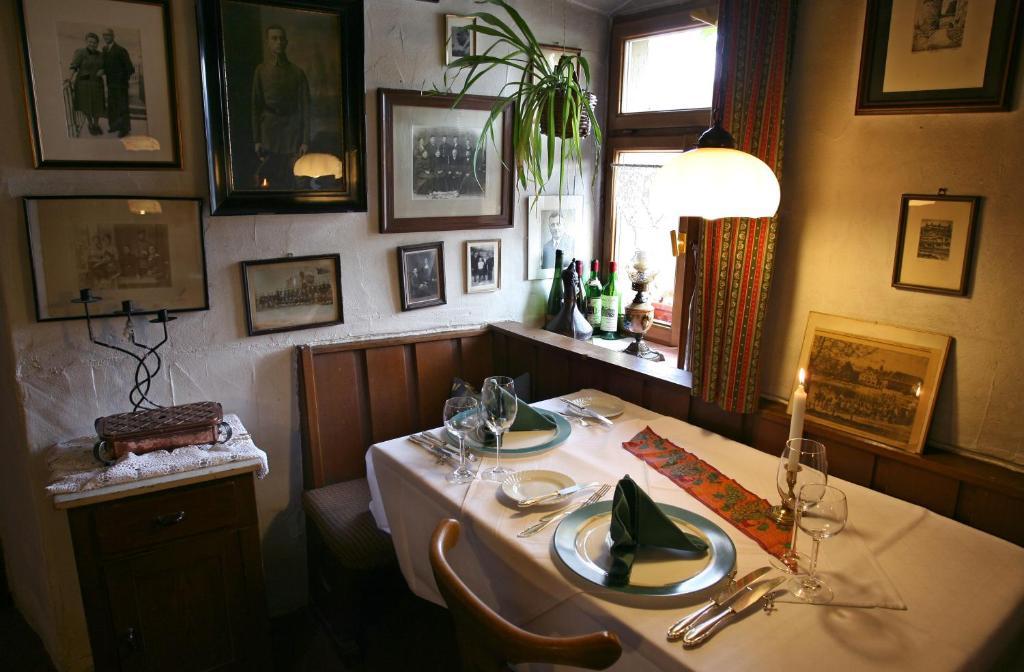 Hotel-Gasthof-Schiff Winterhausen Zimmer foto